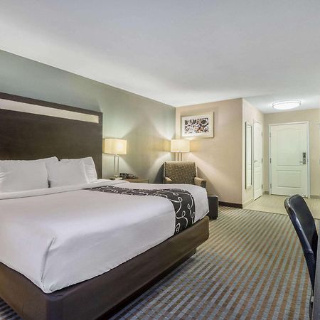La Quinta Inn & Suites Casino And Bar By Wyndham Glendive Kamer foto